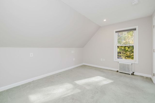 6 Makepeace Ave, Taunton, MA 02780