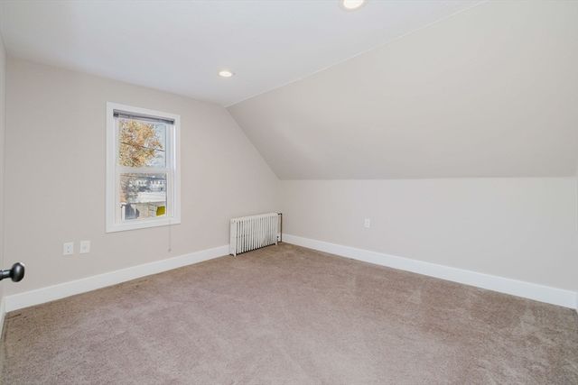 6 Makepeace Ave, Taunton, MA 02780