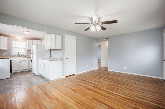 13 Alden Road, Greece, NY 14626