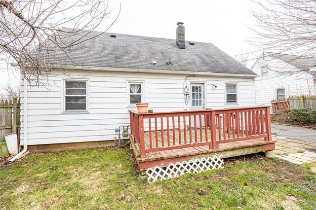 13 Alden Road, Greece, NY 14626