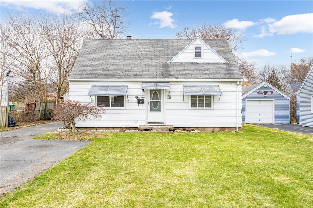 13 Alden Road, Greece, NY 14626