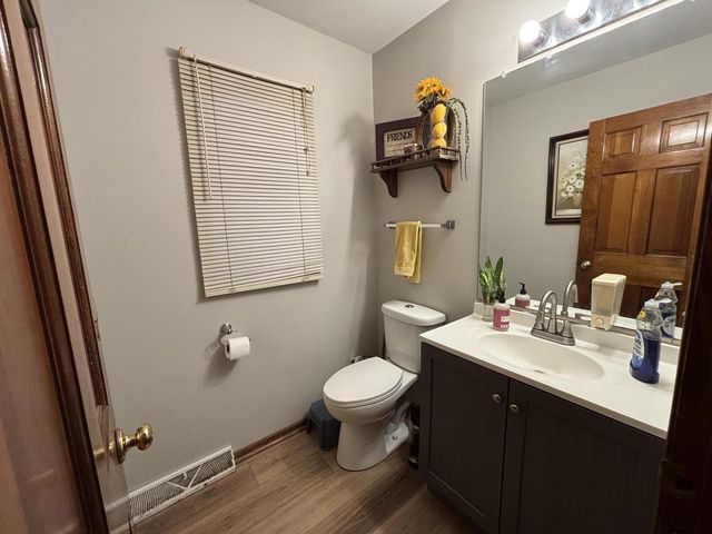 5432 Wakefield AVENUE, Mount Pleasant, WI 53406