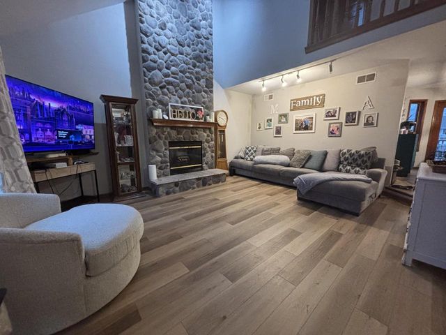 5432 Wakefield AVENUE, Mount Pleasant, WI 53406