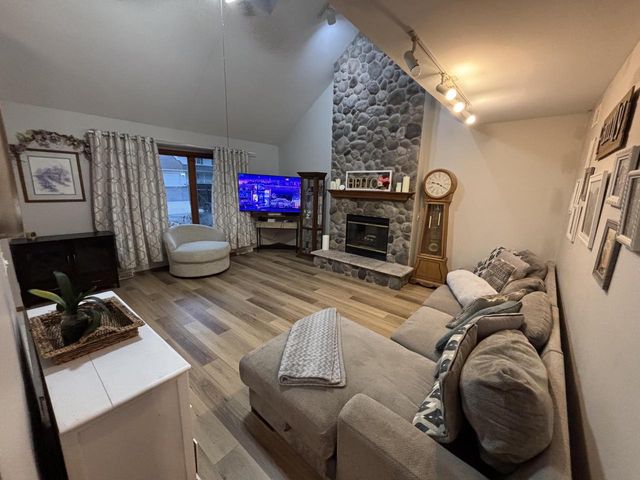 5432 Wakefield AVENUE, Mount Pleasant, WI 53406