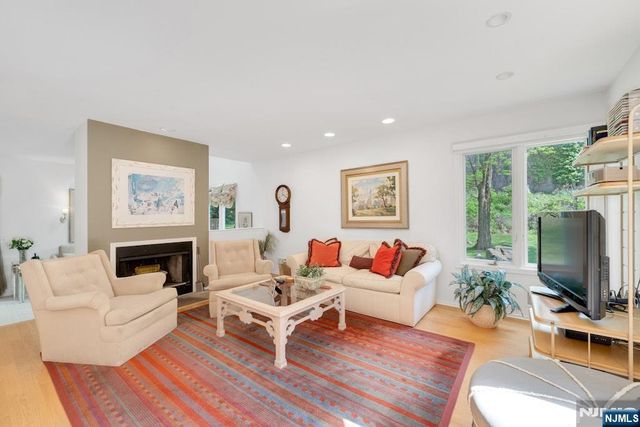 104 Clarken Drive 66, West Orange, NJ 07052