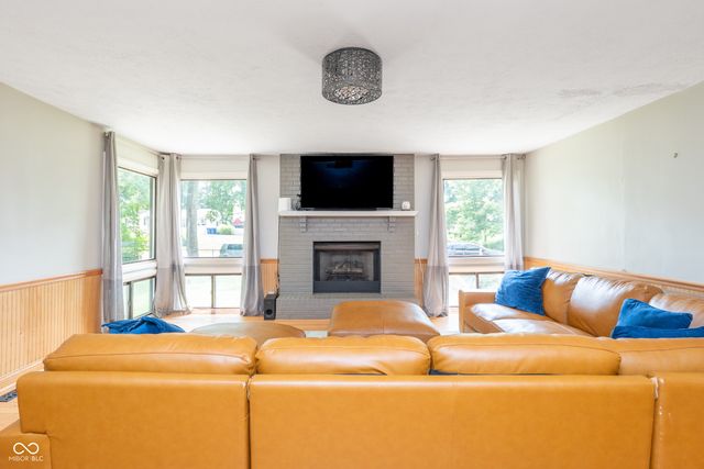 7774 Twin Beech Lane, Indianapolis, IN 46226