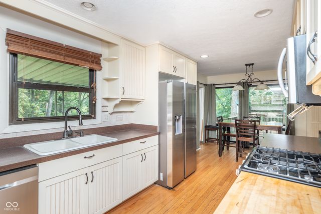 7774 Twin Beech Lane, Indianapolis, IN 46226