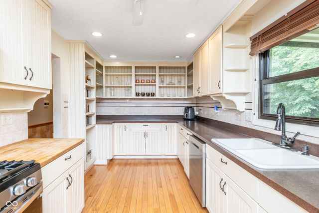 7774 Twin Beech Lane, Indianapolis, IN 46226
