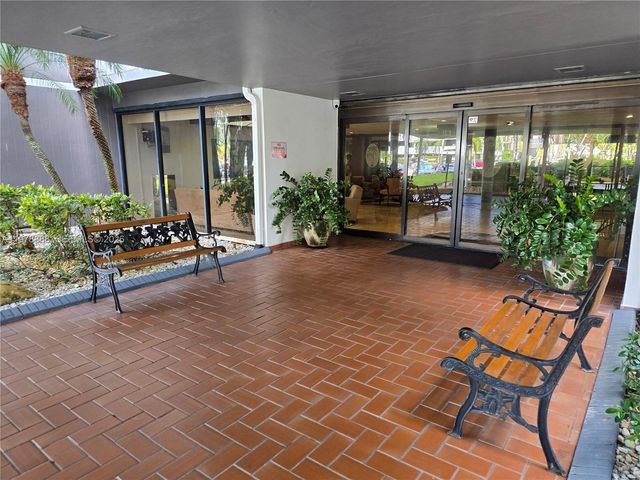 3850 Washington St 816, Hollywood, FL 33021