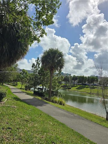 3850 Washington St 816, Hollywood, FL 33021