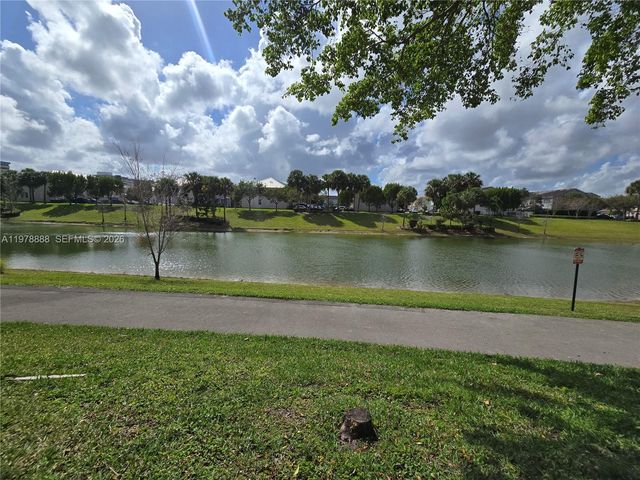 3850 Washington St 816, Hollywood, FL 33021