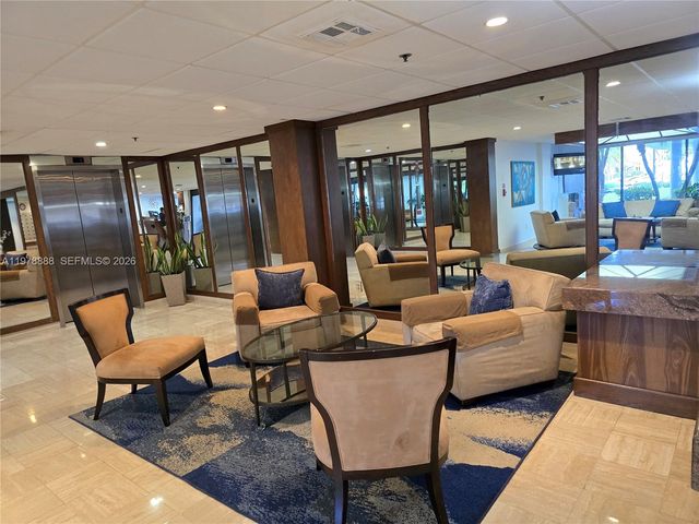 3850 Washington St 816, Hollywood, FL 33021