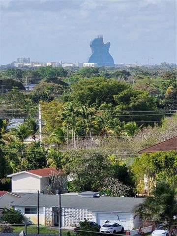 3850 Washington St 816, Hollywood, FL 33021