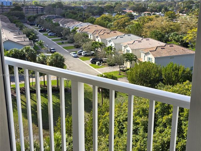 3850 Washington St 816, Hollywood, FL 33021