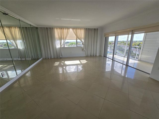 3850 Washington St 816, Hollywood, FL 33021