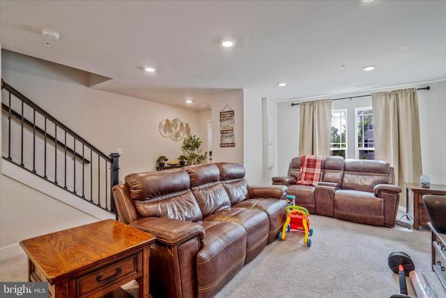 4195 JK ROWLING CT, White Plains, MD 20695