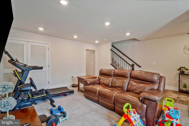 4195 JK ROWLING CT, White Plains, MD 20695
