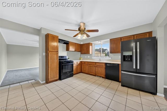 41531 Simcoe Drive, Canton, MI 48188