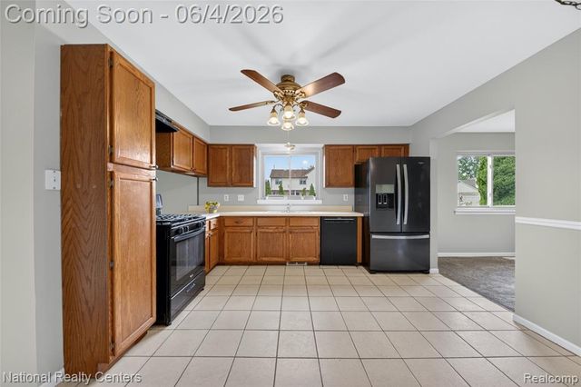 41531 Simcoe Drive, Canton, MI 48188