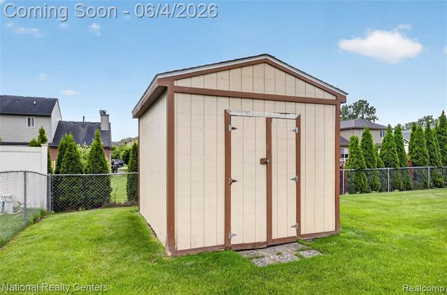 41531 Simcoe Drive, Canton, MI 48188
