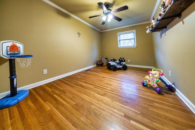 17 Oakwood Road, Little Rock, AR 72202