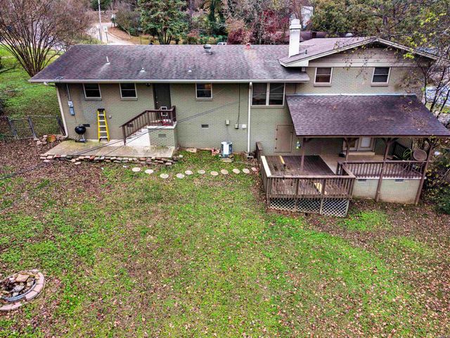 17 Oakwood Road, Little Rock, AR 72202