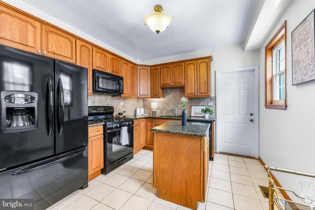 500 S LUZERNE AVE, Baltimore, MD 21224