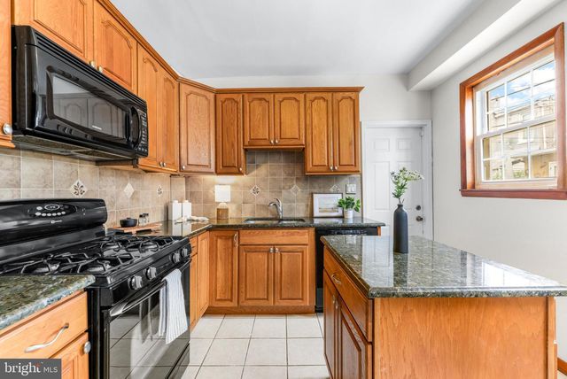 500 S LUZERNE AVE, Baltimore, MD 21224