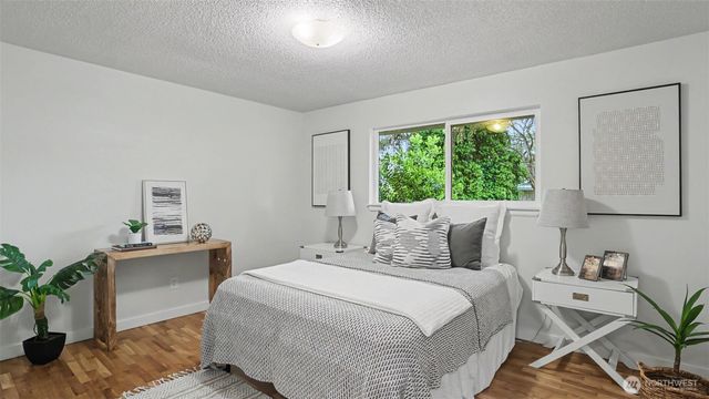 13920 10th Avenue E, Tacoma, WA 98445