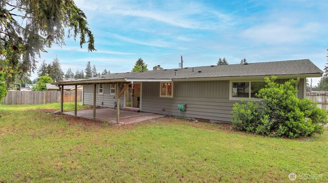 13920 10th Avenue E, Tacoma, WA 98445
