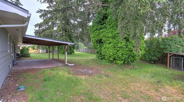 13920 10th Avenue E, Tacoma, WA 98445