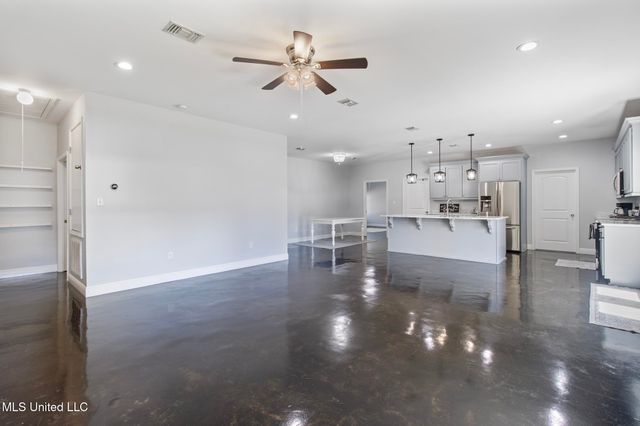 23207 Unicorn Lane, Pass Christian, MS 39571