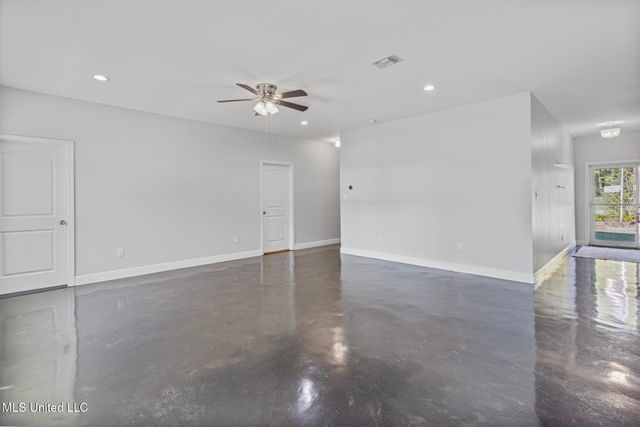 23207 Unicorn Lane, Pass Christian, MS 39571