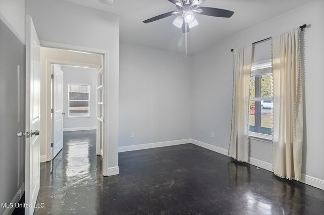 23207 Unicorn Lane, Pass Christian, MS 39571