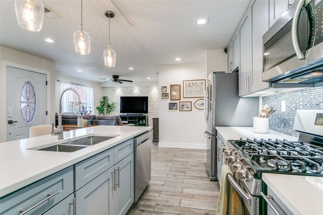 1114 Osceola Trail, Carrollton, TX 75006