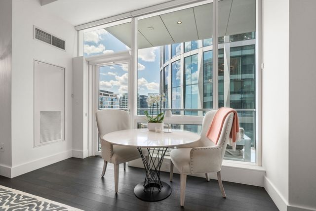 50 Liberty Dr 12G, Boston, MA 02210