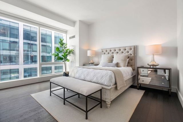 50 Liberty Dr 12G, Boston, MA 02210