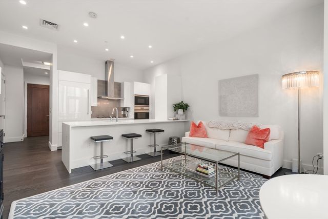 50 Liberty Dr 12G, Boston, MA 02210