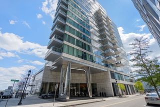50 Liberty Dr 12G, Boston, MA 02210