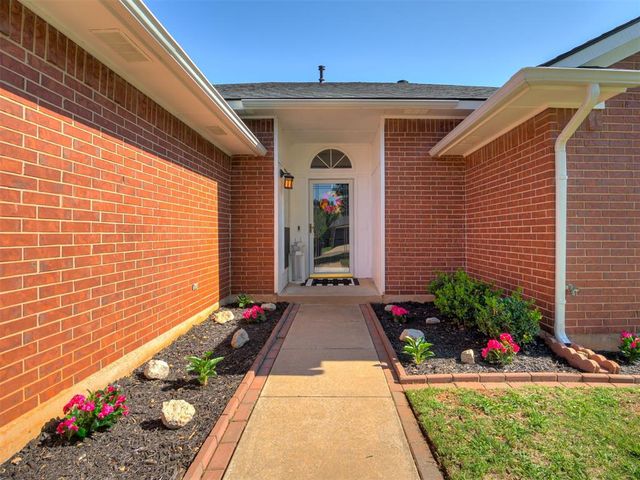 2609 NW 160th Street, Edmond, OK 73013
