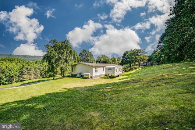 395 SNYDER SCHOOL RD, Bernville, PA 19506