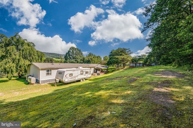 395 SNYDER SCHOOL RD, Bernville, PA 19506
