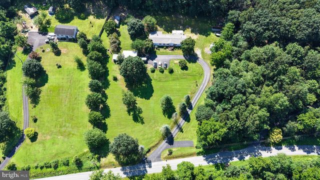 395 SNYDER SCHOOL RD, Bernville, PA 19506