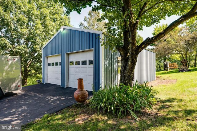 395 SNYDER SCHOOL RD, Bernville, PA 19506