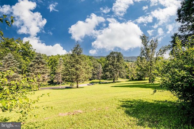 395 SNYDER SCHOOL RD, Bernville, PA 19506