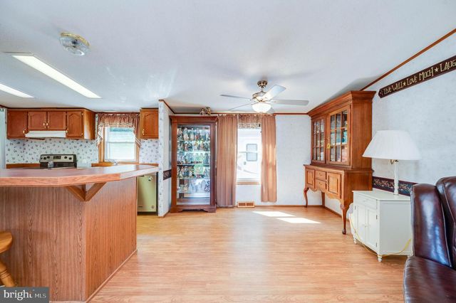 395 SNYDER SCHOOL RD, Bernville, PA 19506