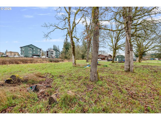 Ona Way, Molalla, OR 97038