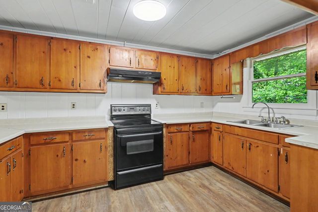 7219 Highway 76 W, Clayton, GA 30525