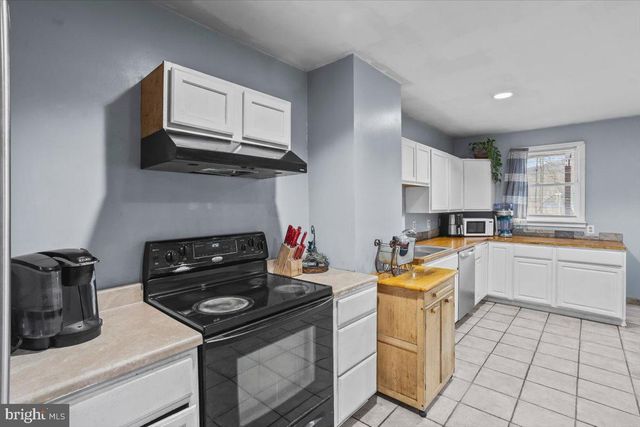 36 S COAL ST, Port Carbon, PA 17965