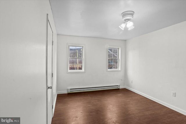 36 S COAL ST, Port Carbon, PA 17965